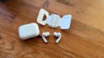 هندزفری بلوتوثی اپل مدل AirPods Pro 3 - Image 2